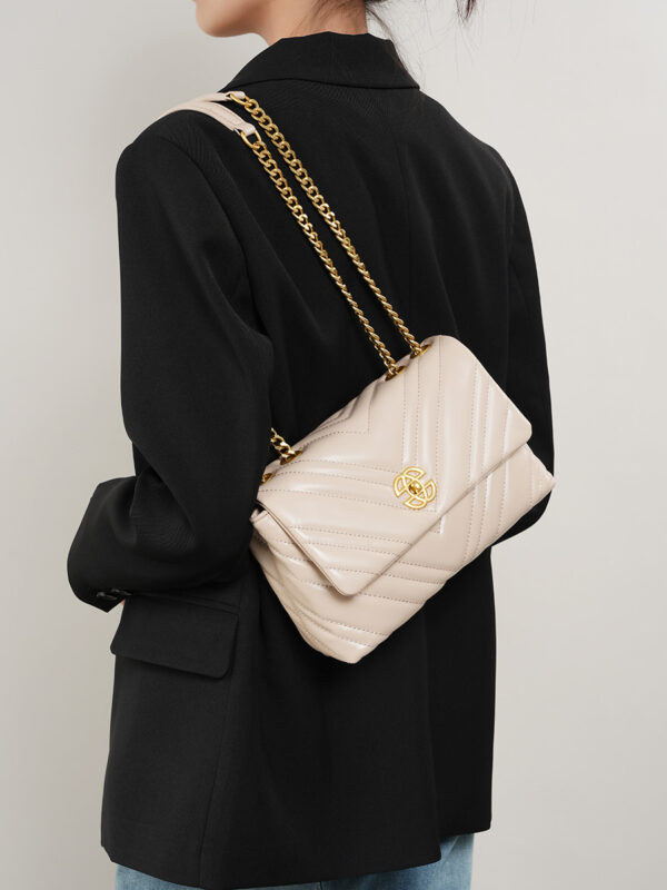 Women's Cowhide Diamond Chain Square Shoulder Messenger Bag - Image 5