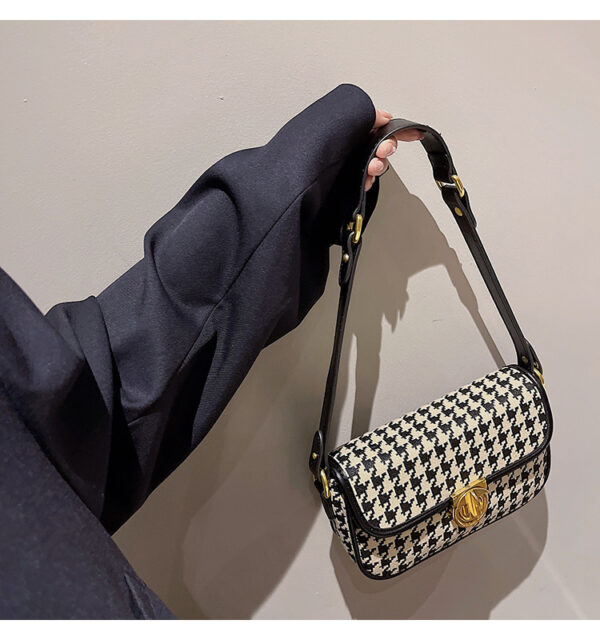 Women's Houndstooth One Shoulder Underarm Baguette Bag - Image 3