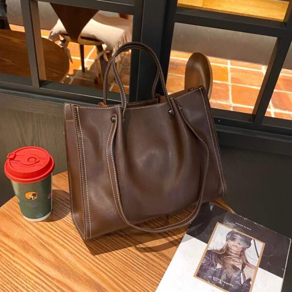 Large Capacity Totes Portable Light Luxury Shoulder Bag - Image 8