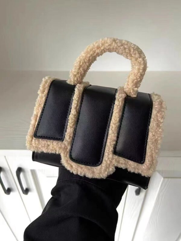 Lamb Wool Portable And Fashion Crossbody Bag - Image 2