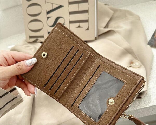 Women's Korean-style Retro Folding Wallet - Image 3