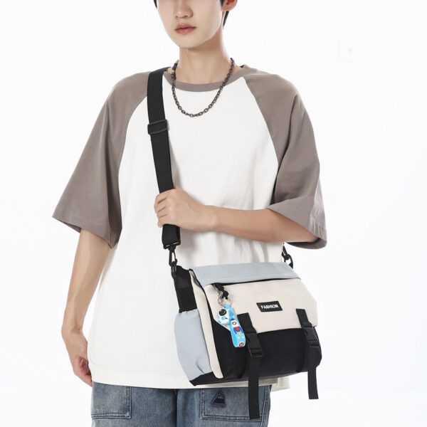 Large Capacity Neutral Women's Casual Japanese Shoulder Bag - Image 3