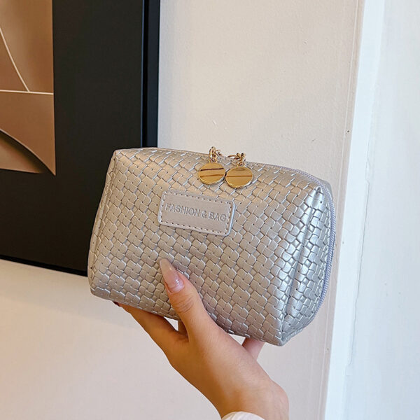 Classic Style Woven Pattern Cosmetic Bag - Image 3