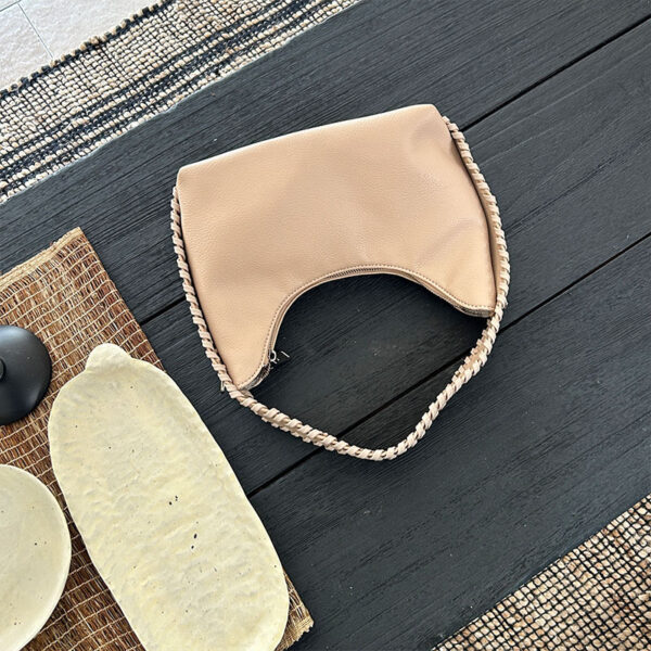 Advanced Texture Fashion Crescent Armpit Bag - Image 8