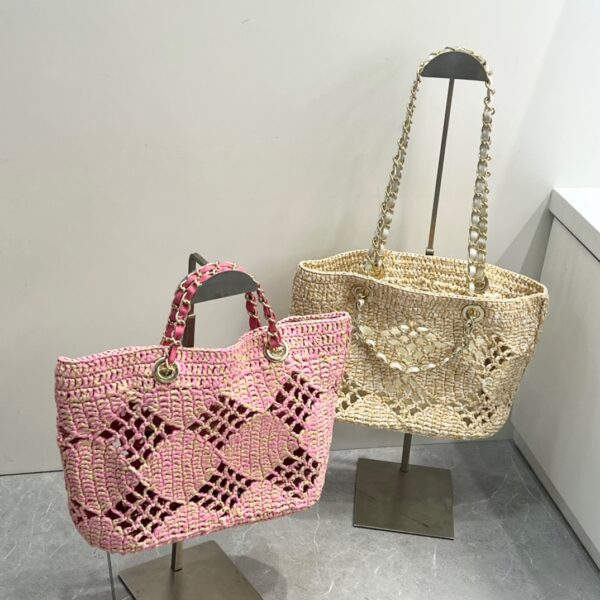 Weaving Hollow Beach New Straw Shoulder Knitted Bag - Image 3