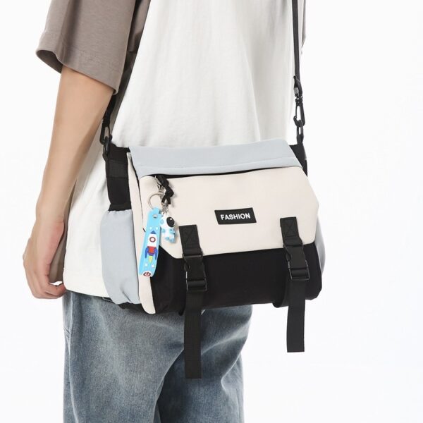 Large Capacity Neutral Women's Casual Japanese Shoulder Bag - Image 2