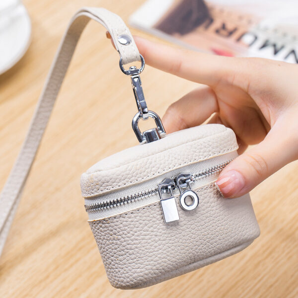 Leather Small Neck-hanging Coin Purse Simple And Portable - Image 4