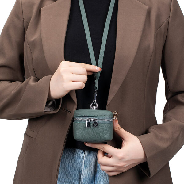 Leather Small Neck-hanging Coin Purse Simple And Portable - Image 3