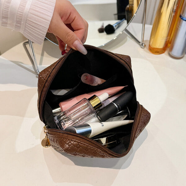 Classic Style Woven Pattern Cosmetic Bag - Image 4
