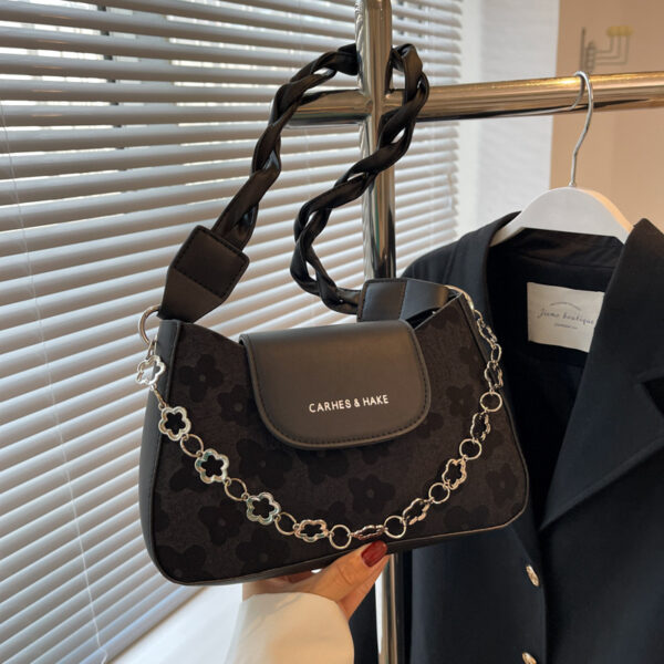 Women's Fashion Casual Large Capacity Underarm Shoulder Bag - Image 5