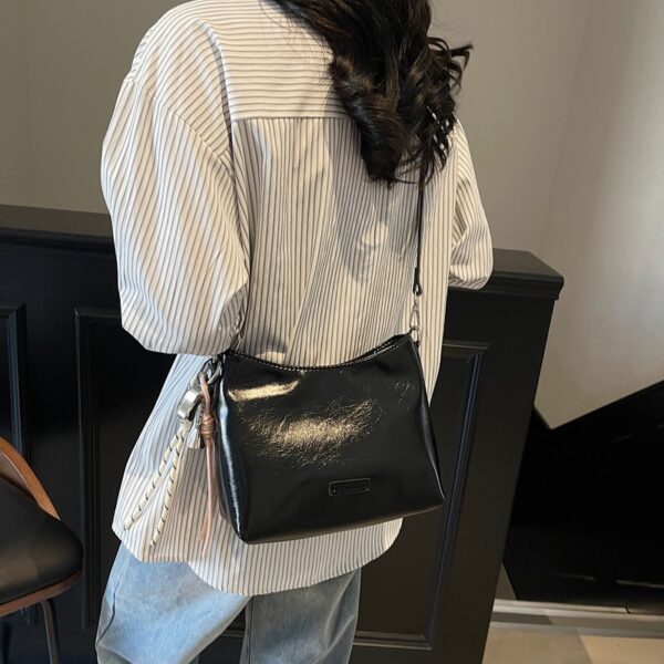 Single Shoulder Underarm Bucket Bag Women's Fashion Messenger Bag - Image 5