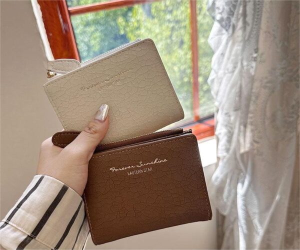 Women's Korean-style Retro Folding Wallet - Image 5