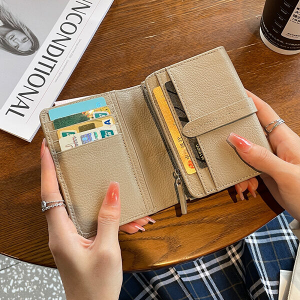 Women's First Layer Cowhide Wallet Short - Image 4