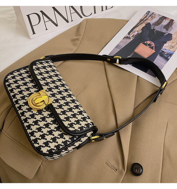 Women's Houndstooth One Shoulder Underarm Baguette Bag - Image 5