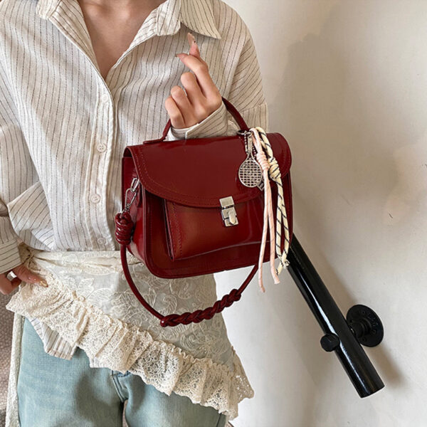 Casual Small Square Shoulder Bag Retro Portable Messenger Handbags For Women - Image 4