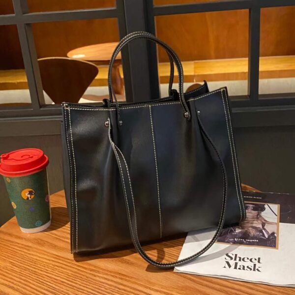 Large Capacity Totes Portable Light Luxury Shoulder Bag - Image 6