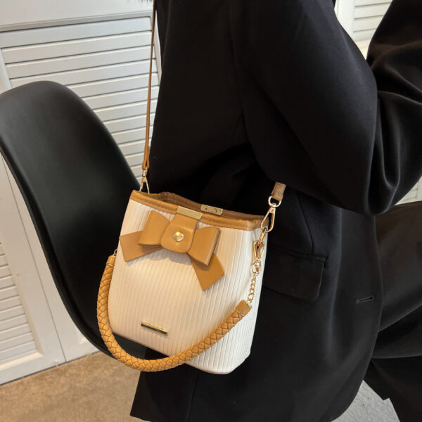 New Special-interest Design Bowknot Color Matching Shoulder Messenger Bag - Image 2