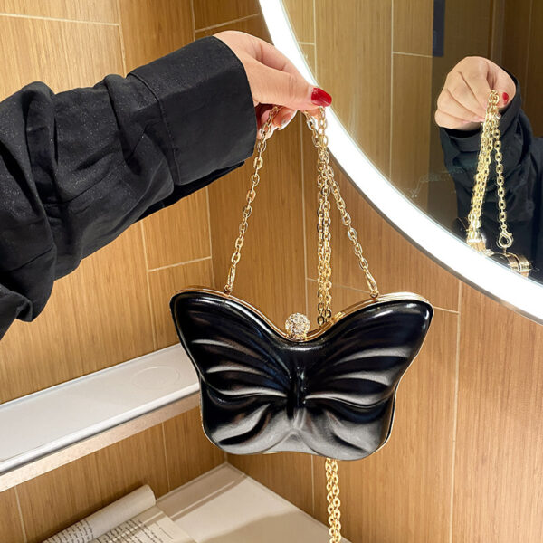 Women's Cute Butterfly Chain Crossbody Bag - Image 5