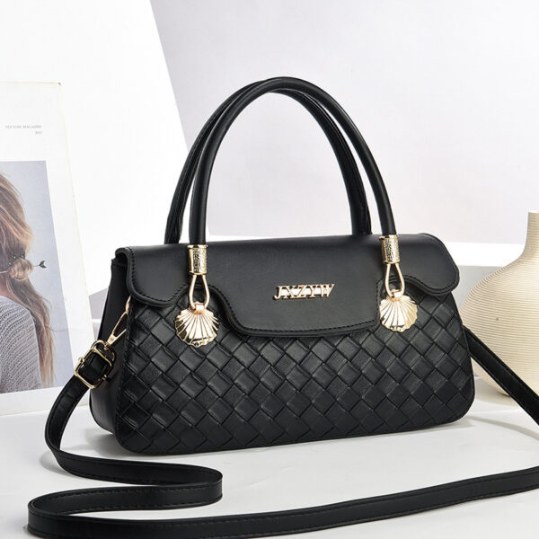 Vintage Exquisite Letter-printed Women's Handbag Fashion Printed Casual Simple Handbag Women's Cross-body Bag - Image 3